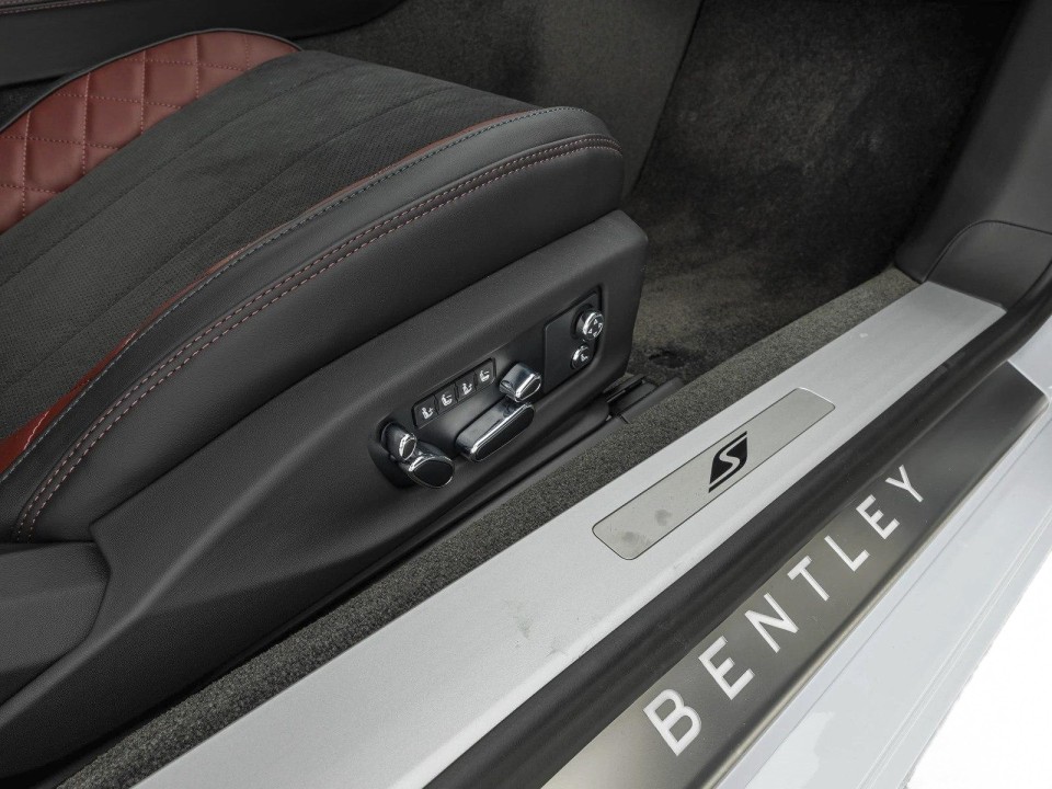 Bentley Continental GT - foto 21