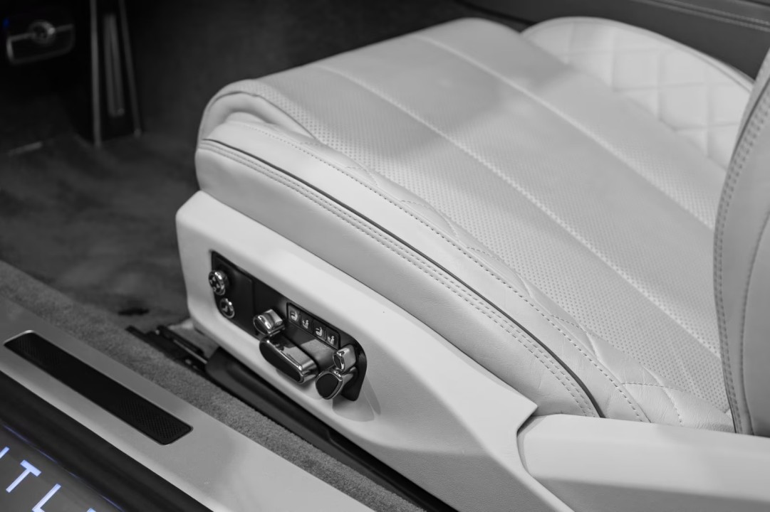 Bentley Continental GTC - foto 13