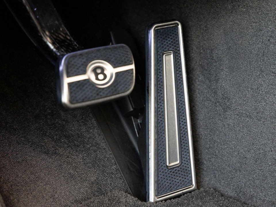 Bentley Continental GTC - foto 21