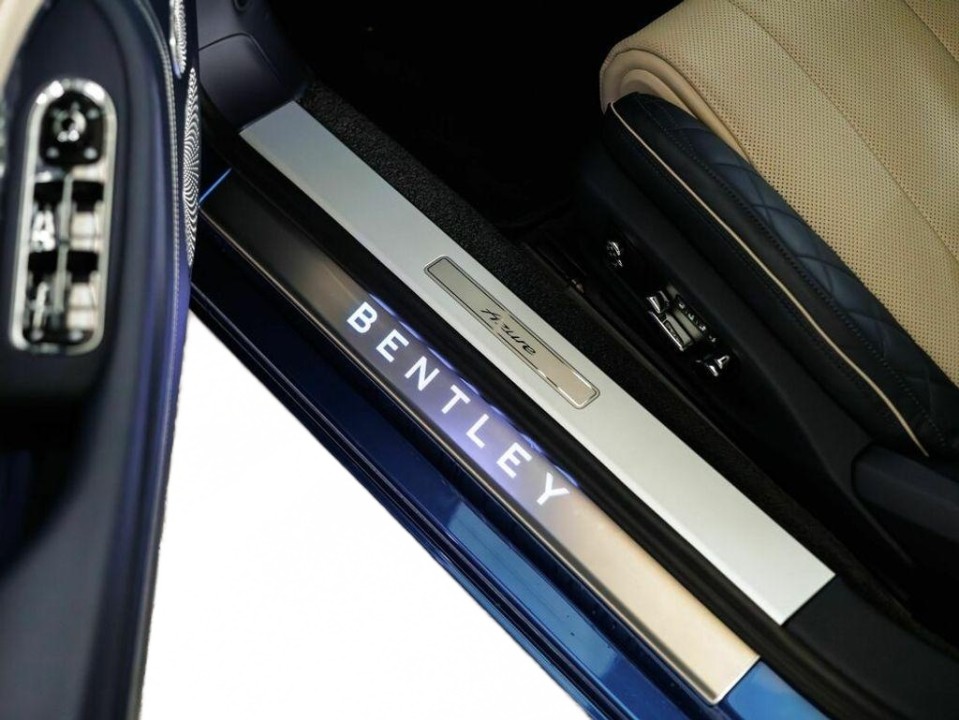 Bentley Continental GT Azure - foto 28