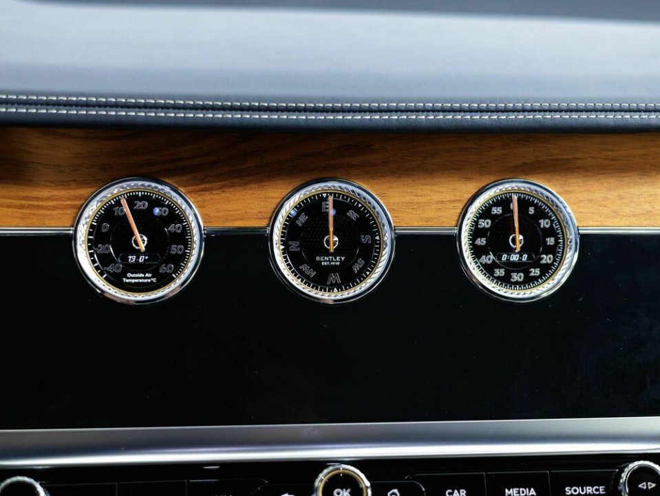 Bentley Continental GT Azure - foto 18