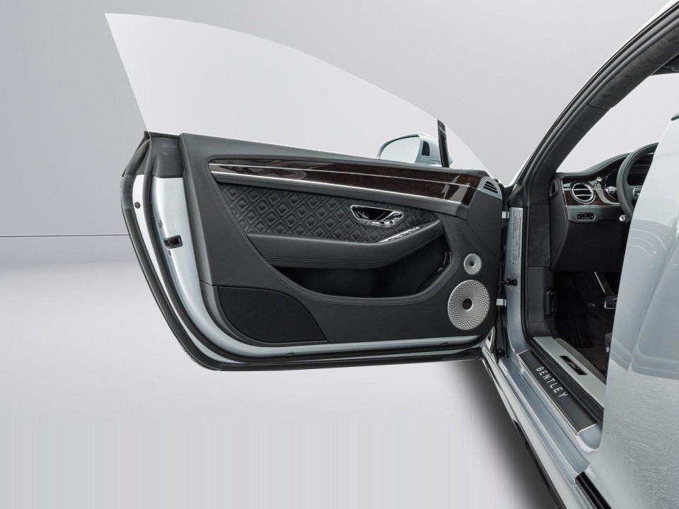 Bentley Continental Speed W12 - foto 24