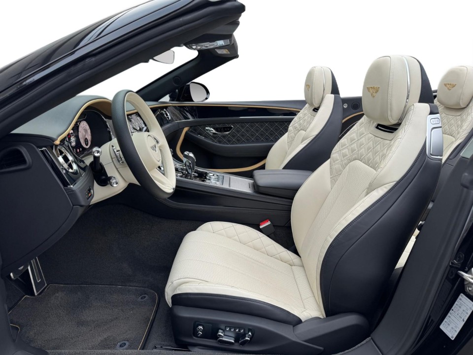 Bentley Continental GTC - foto 15