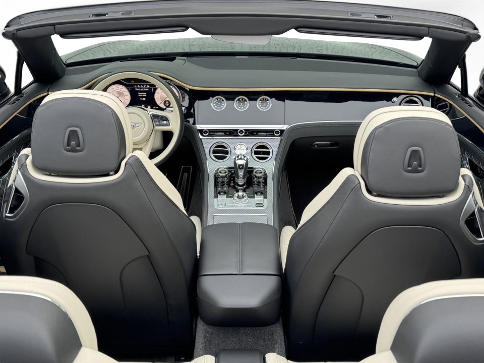 Bentley Continental GTC - foto 23