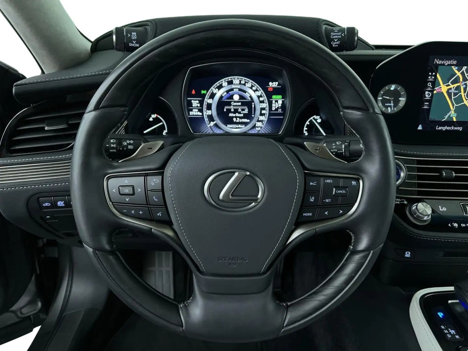 Lexus Seria LS 500h - foto 15