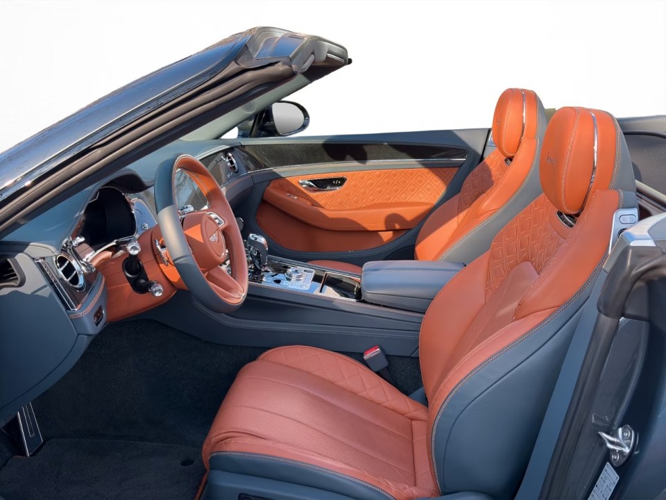 Bentley Continental GTC - foto 11