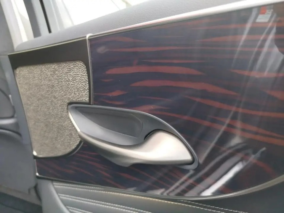 Lexus Seria LS 500h Executive - foto 37