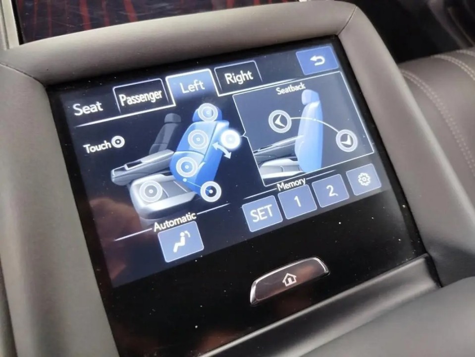 Lexus Seria LS 500h Executive - foto 27