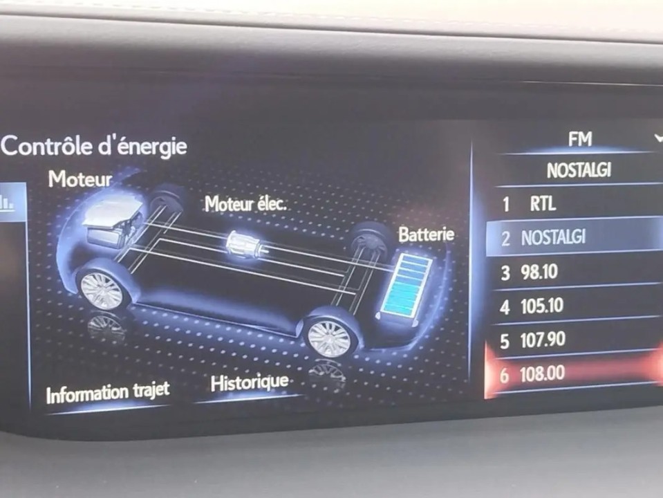 Lexus Seria LS 500h Executive - foto 21