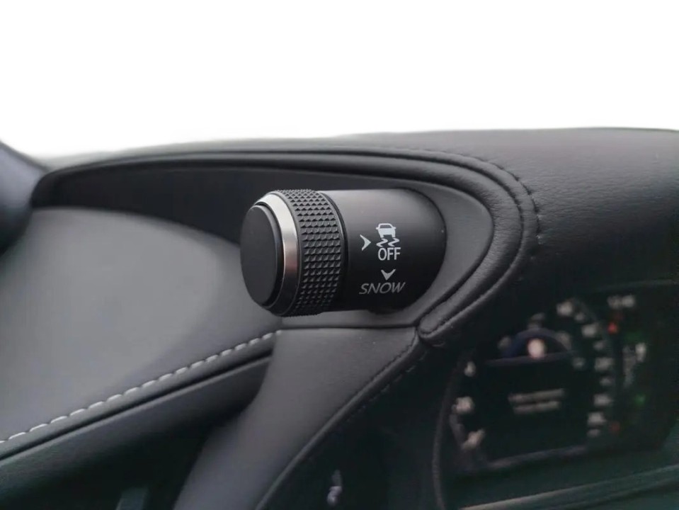 Lexus Seria LS 500h Executive - foto 15