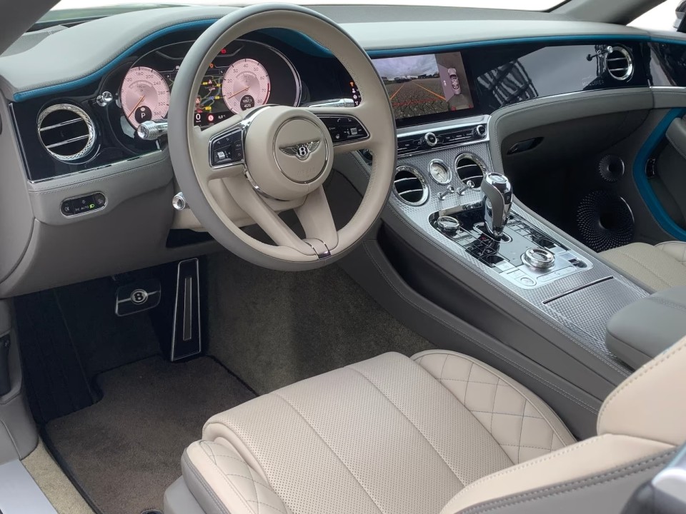 Bentley Continental GTC Mulliner - foto 10