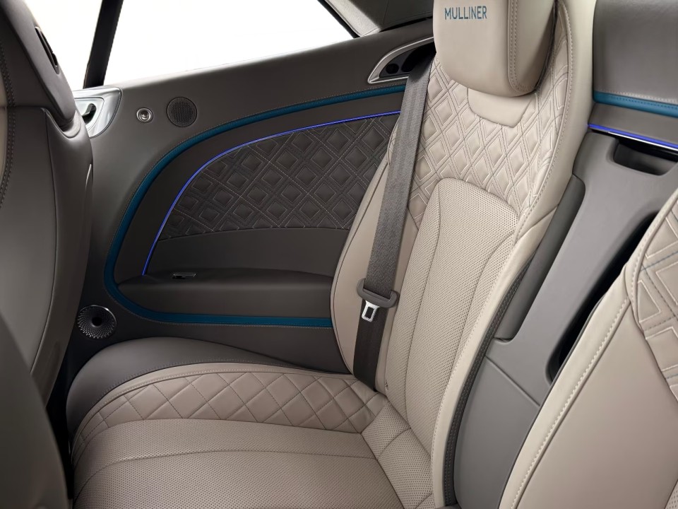 Bentley Continental GTC Mulliner - foto 27
