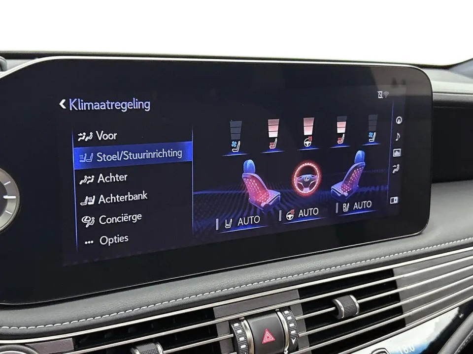 Lexus Seria LS 500 - foto 21