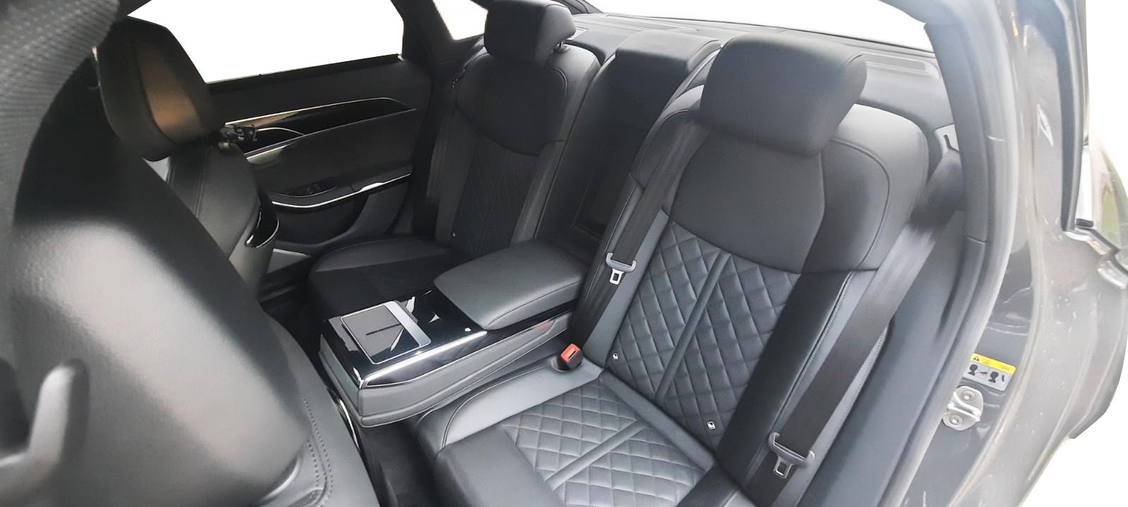 Audi S8 TFSI Quattro - foto 14