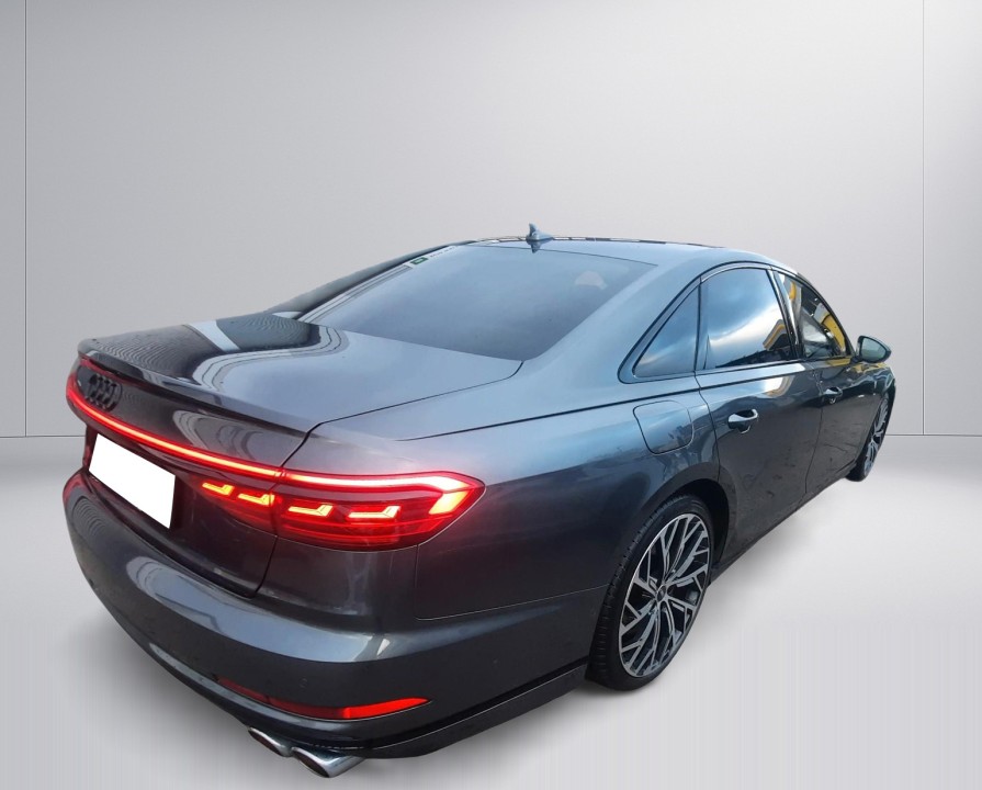 Audi S8 TFSI Quattro (3)
