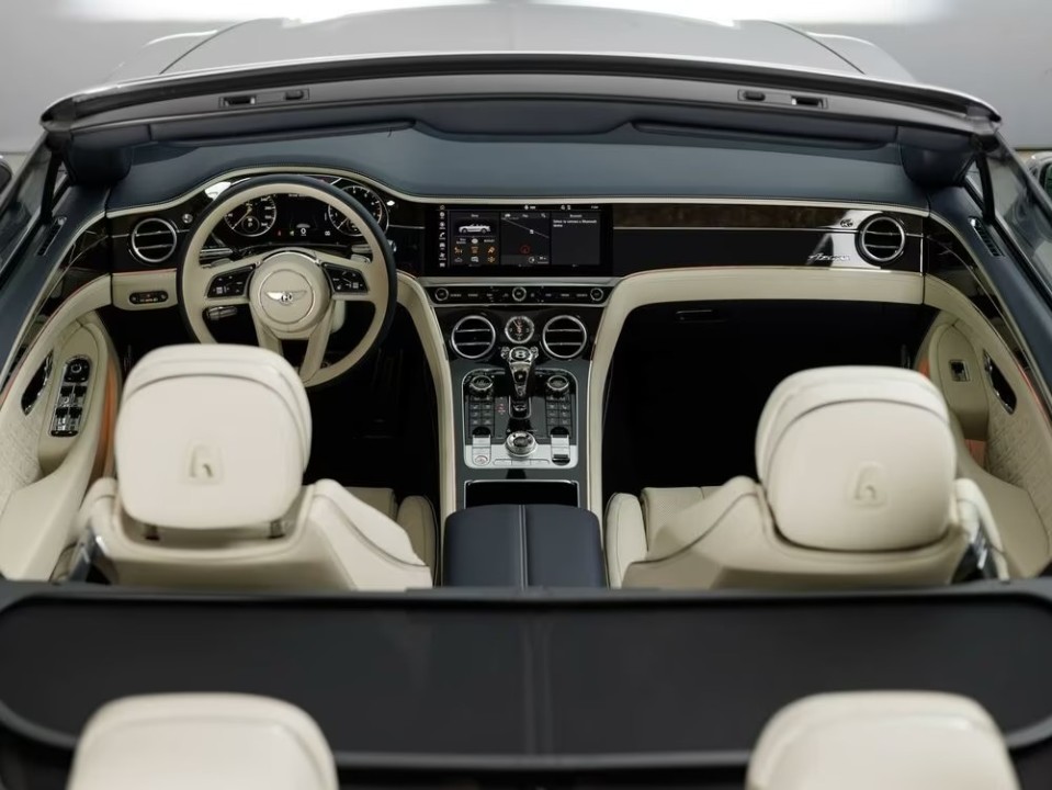 Bentley Continental GTC - foto 10