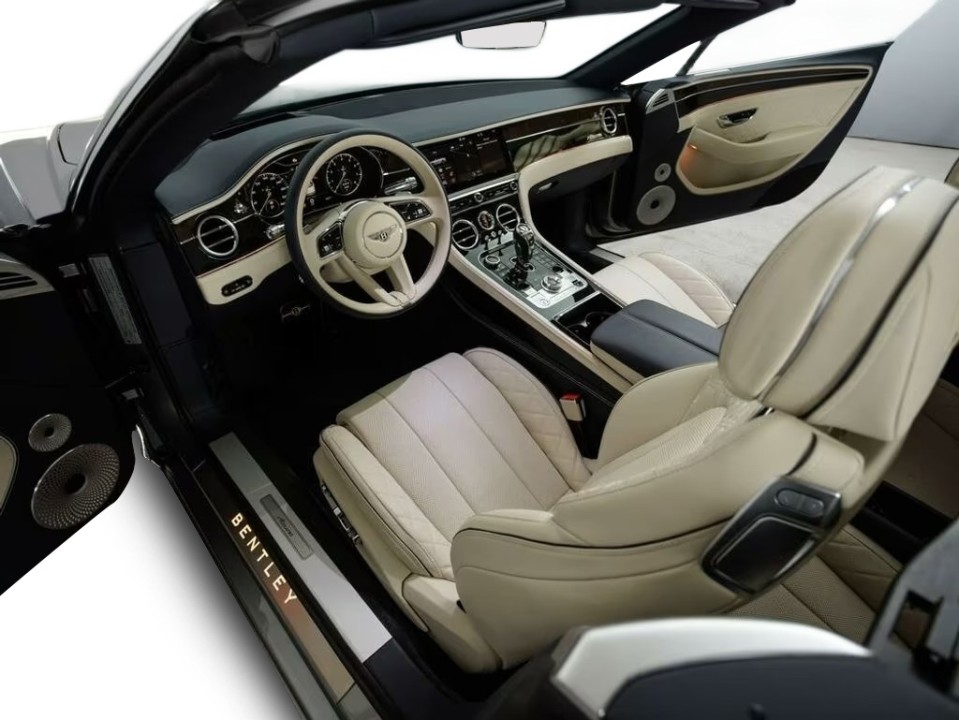 Bentley Continental GTC - foto 9