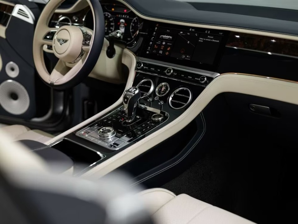 Bentley Continental GTC - foto 7