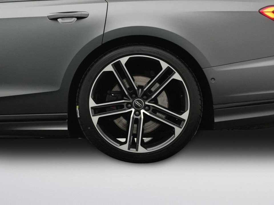 Audi S8 TFSI quattro - foto 31