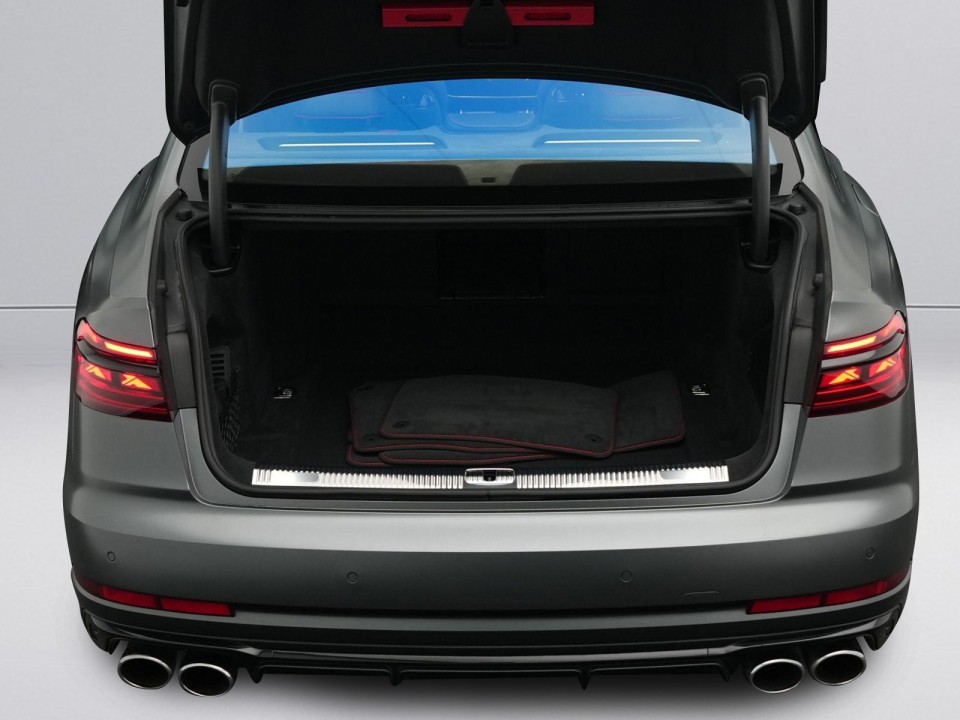 Audi S8 TFSI quattro - foto 26