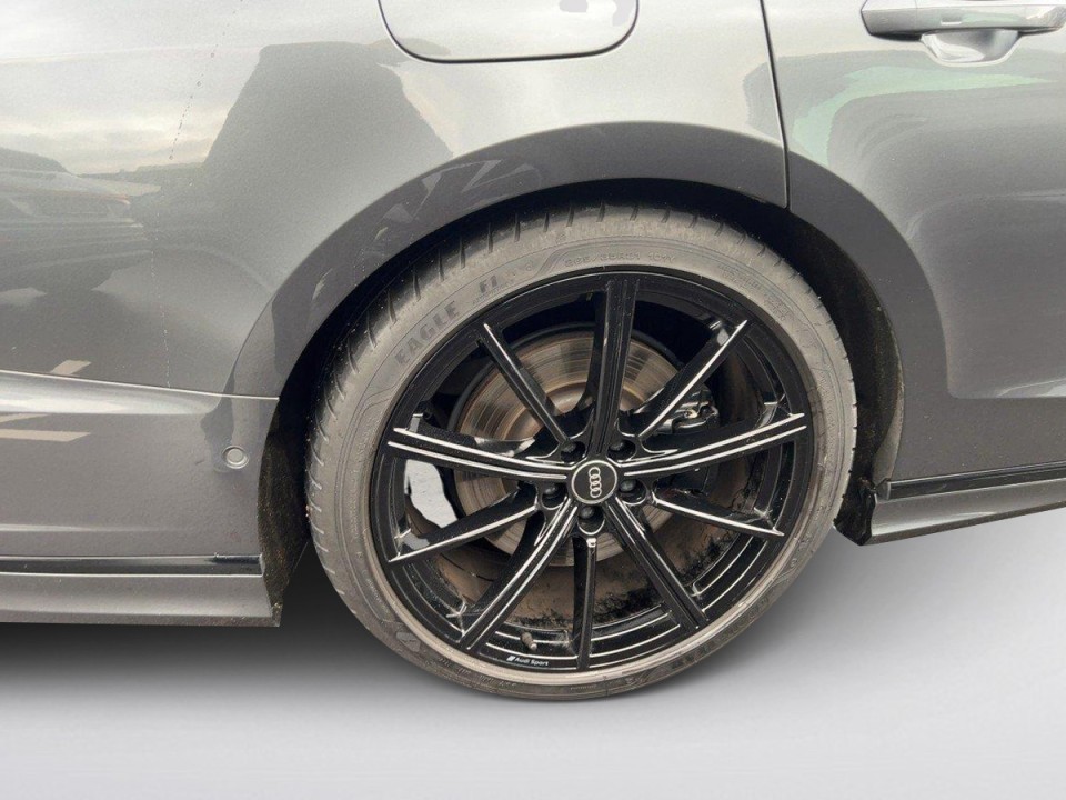 Audi S8 TFSI Quattro - foto 9