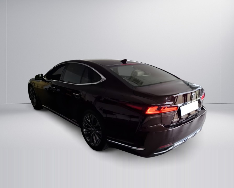 Lexus Seria LS 500h (5)