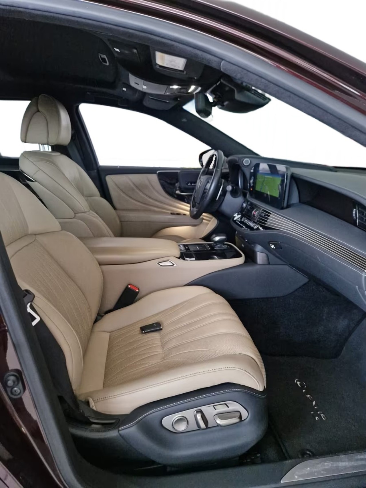 Lexus Seria LS 500h - foto 8