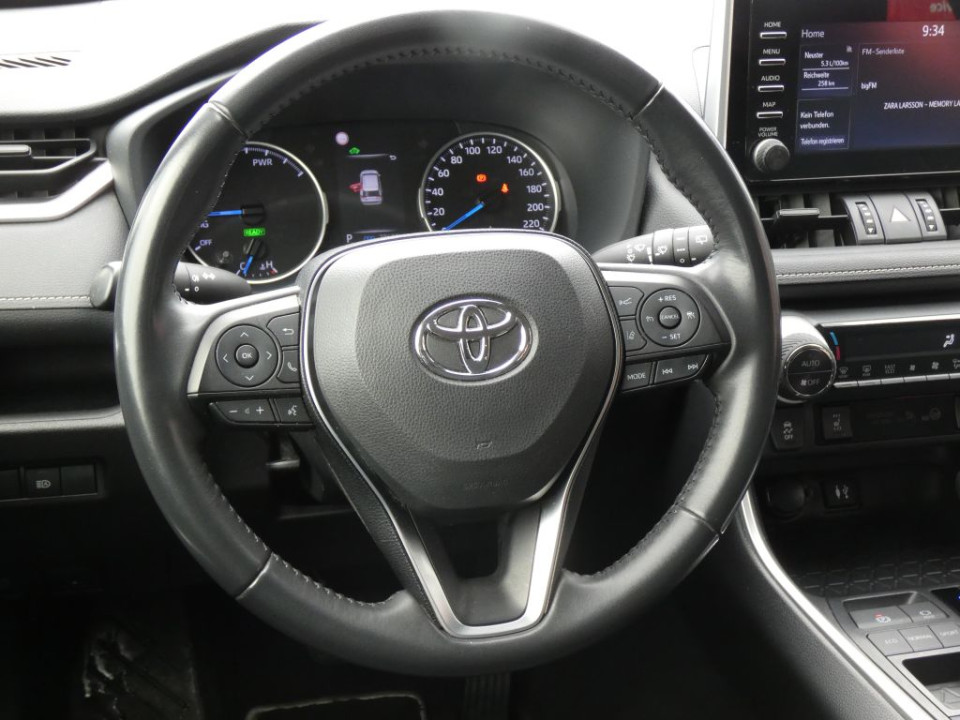 Toyota RAV4 - foto 9
