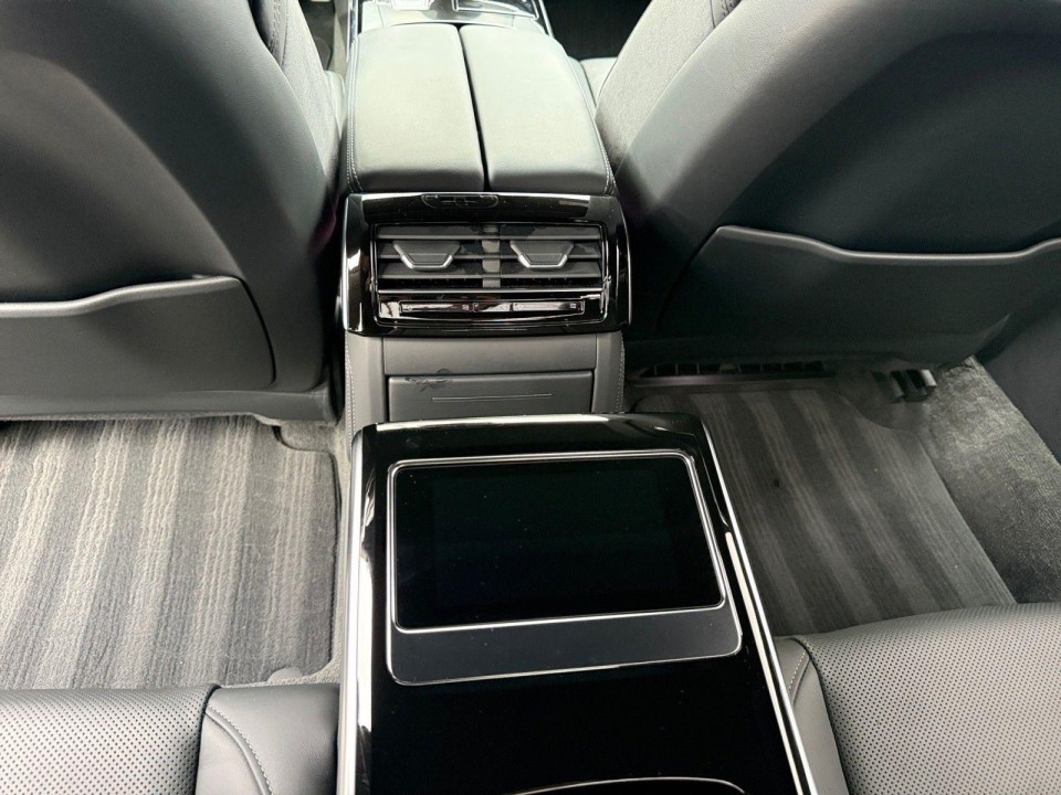 Audi S8 TFSI quattro - foto 12
