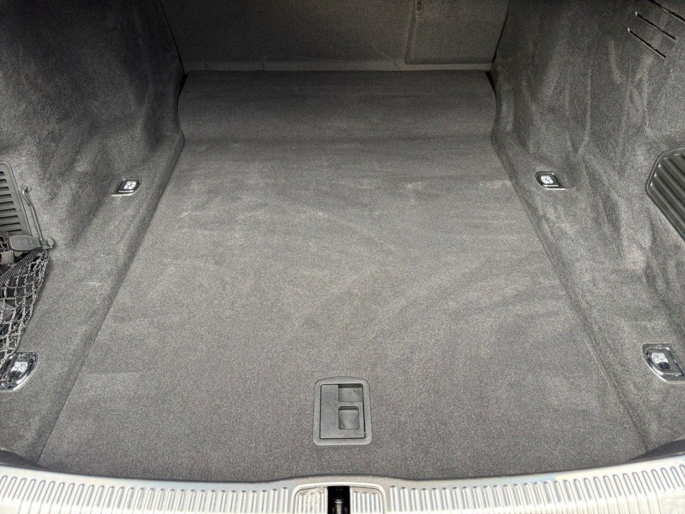 Audi S8 TFSI quattro - foto 15