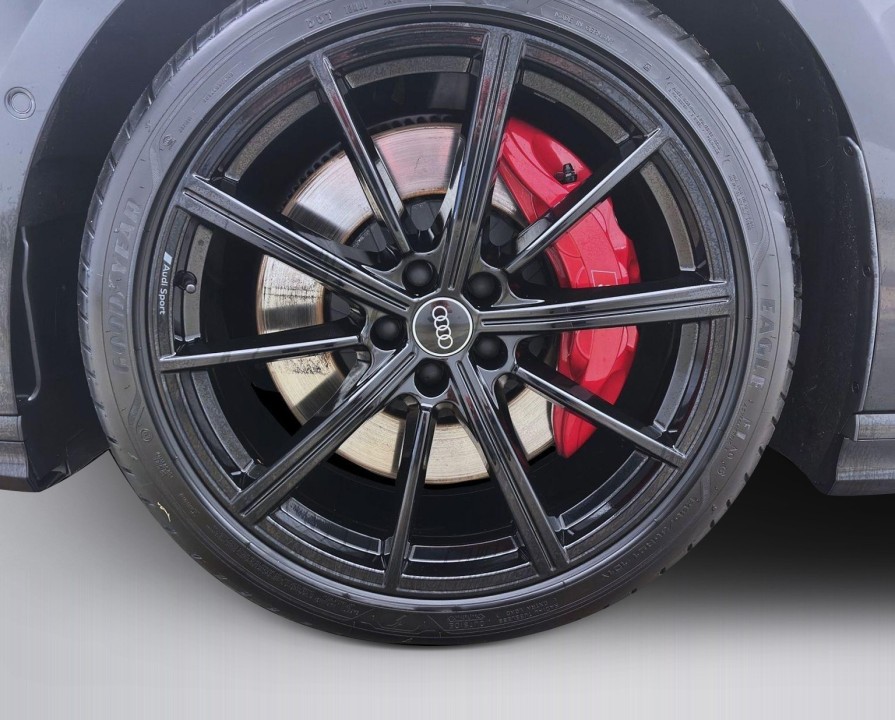 Audi S8 TFSI quattro - foto 19