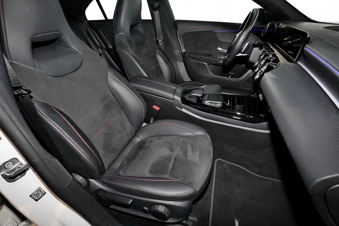 Mercedes-Benz CLA AMG 45 4MATIC - foto 6