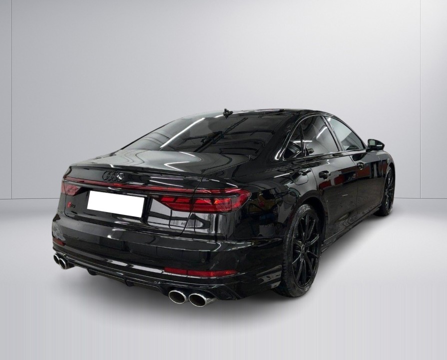 Audi S8 TFSI quattro (2)