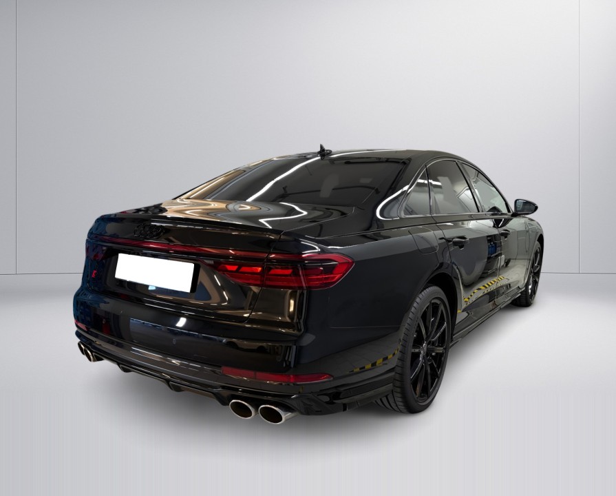 Audi S8 TFSI quattro (2)