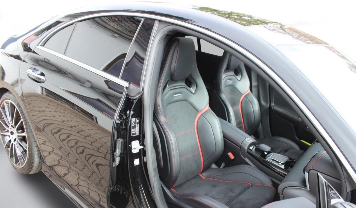 Mercedes-Benz CLA AMG 35 4MATIC - foto 11
