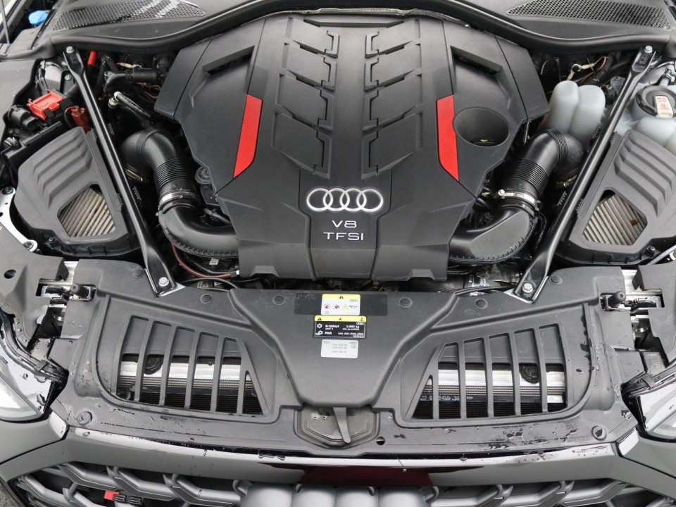 Audi S8 TFSI quattro - foto 13
