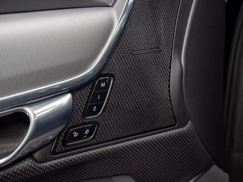 Volvo S90 T8 Recharge AWD Ultimate Dark - foto 22