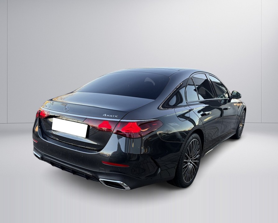 Mercedes-Benz E 450d 4MATIC AMG Line (2)