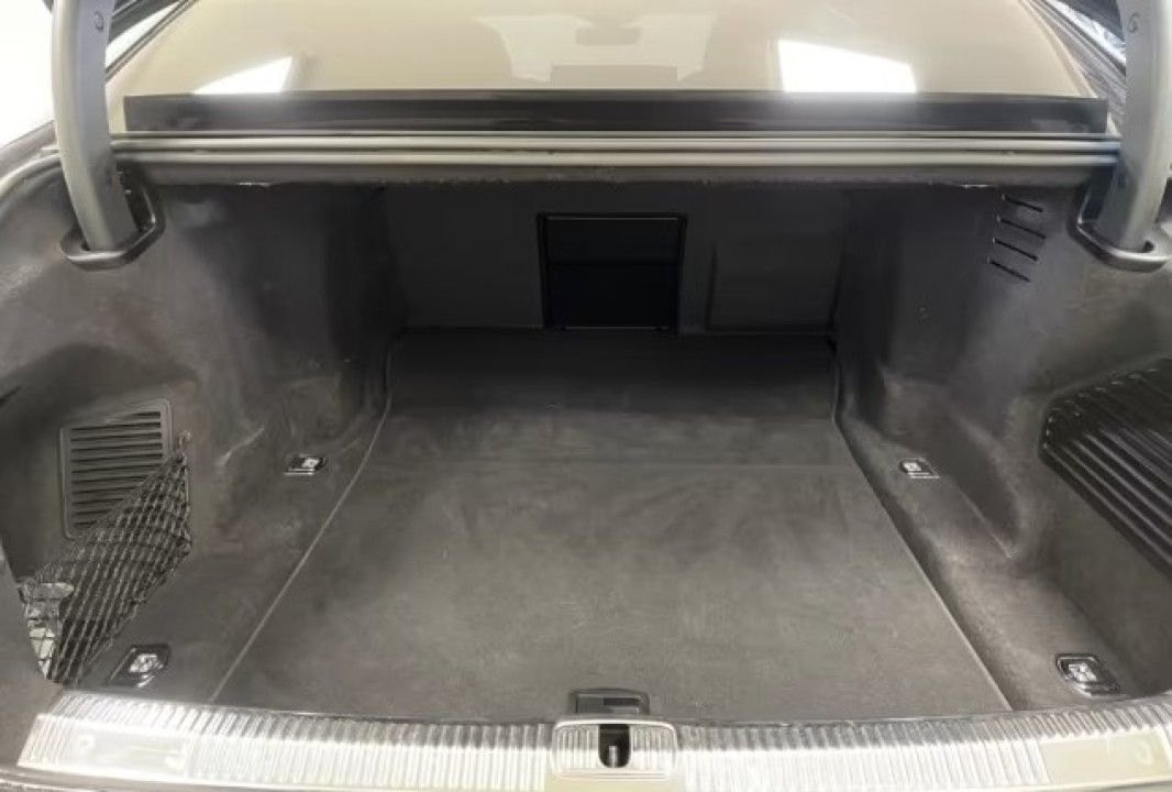 Audi S8 TFSIQuattro - foto 18