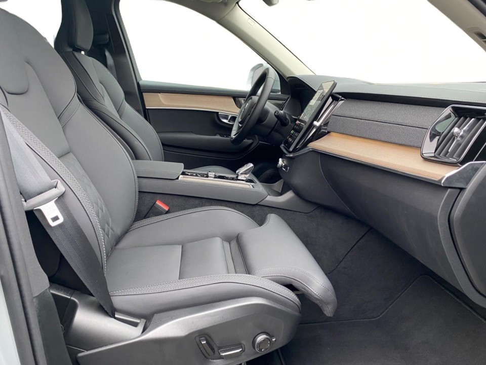 Volvo XC 90 T8 Recharge AWD Plus Bright - foto 11