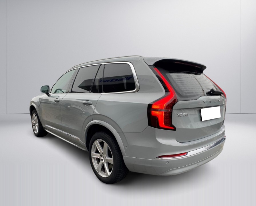 Volvo XC 90 T8 Recharge AWD Plus Bright (5)