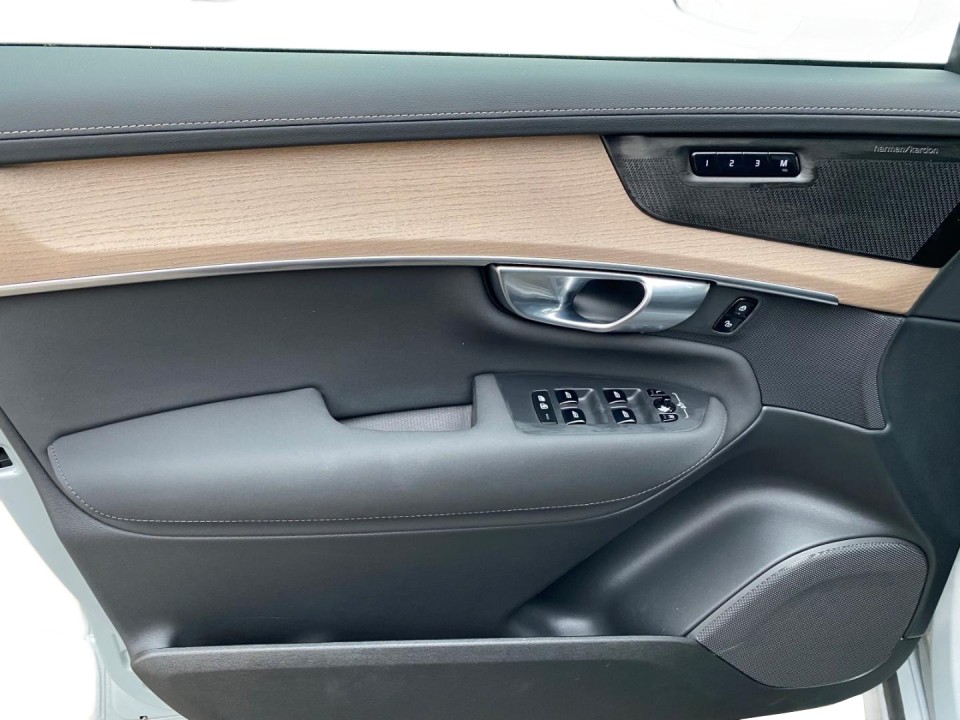 Volvo XC 90 T8 Recharge AWD Plus Bright - foto 18