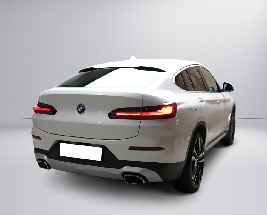 BMW X4 xDrive20d (2)