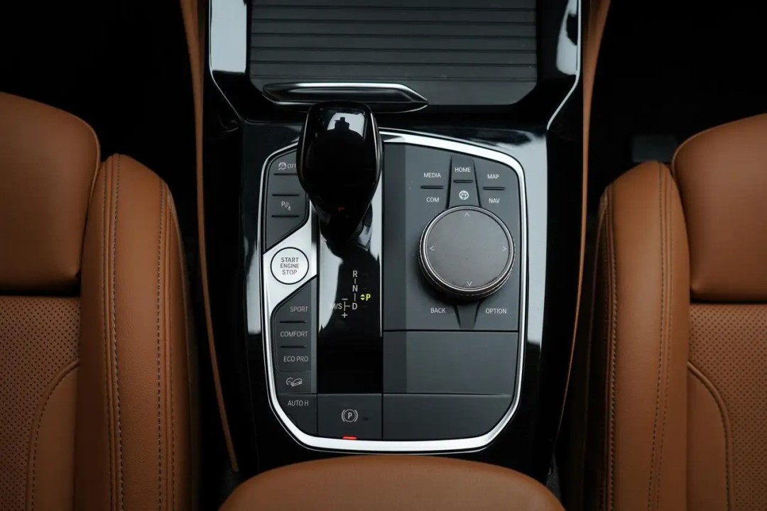 BMW X4 xDrive20d - foto 13