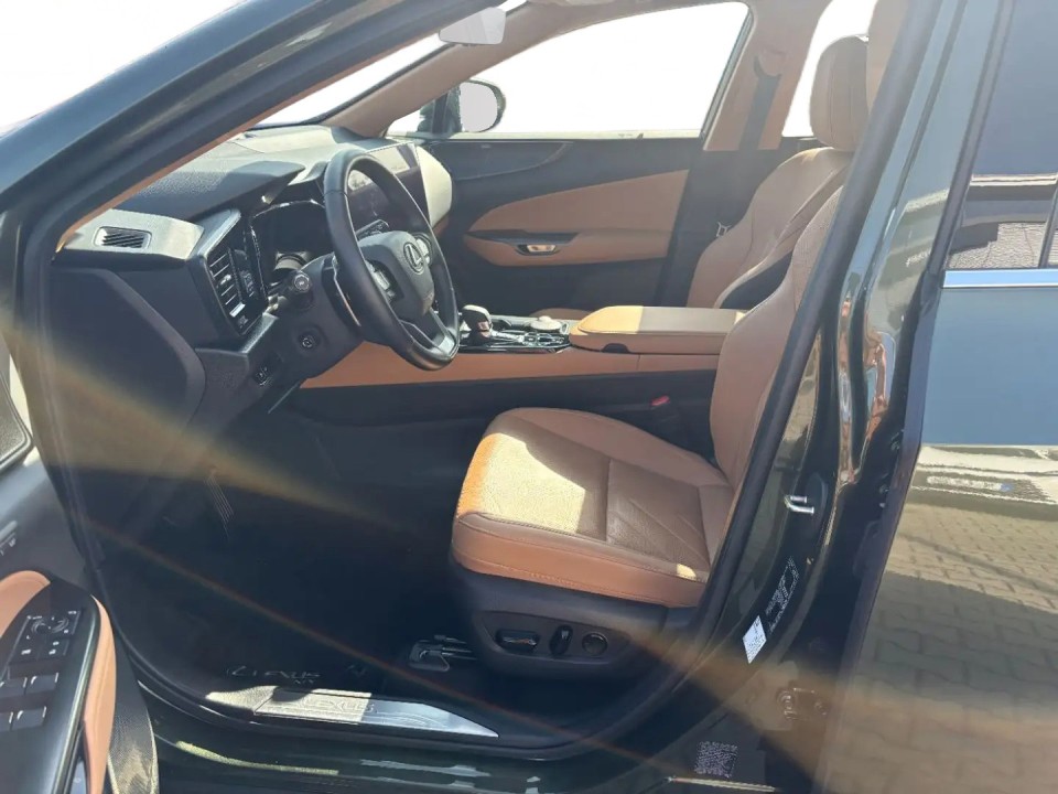 Lexus Seria NX 350h AWD Luxury Line (5)