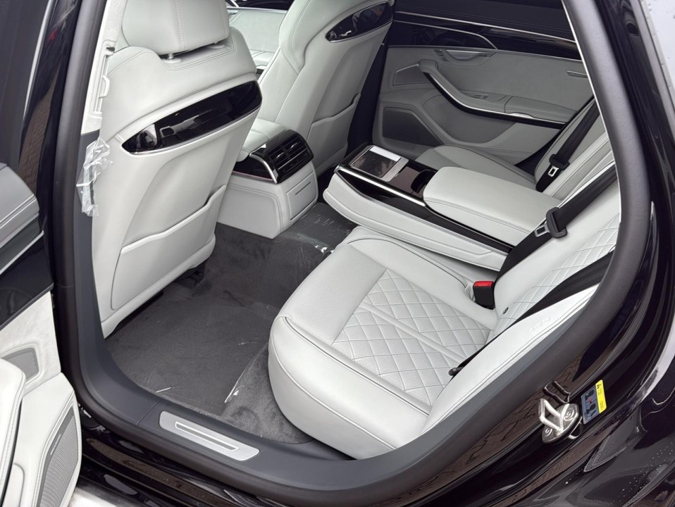 Audi S8 TFSI Quattro - foto 6