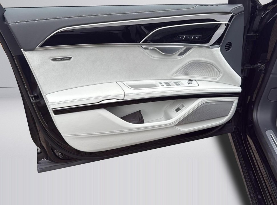Audi S8 TFSI Quattro - foto 9