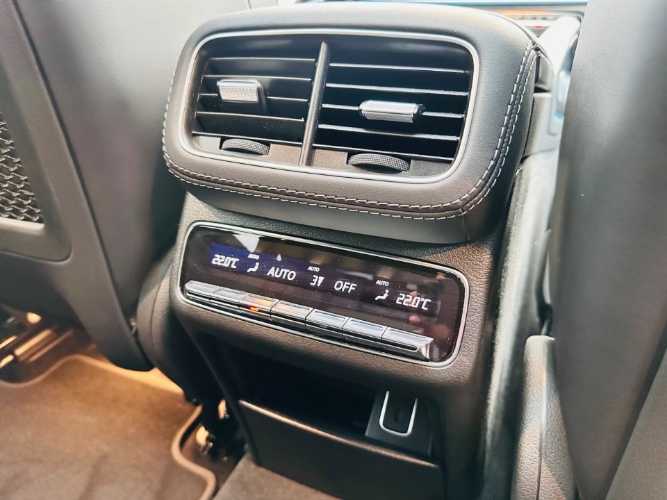 Mercedes-Benz GLE Coupé AMG 53 4MATIC+ - foto 33