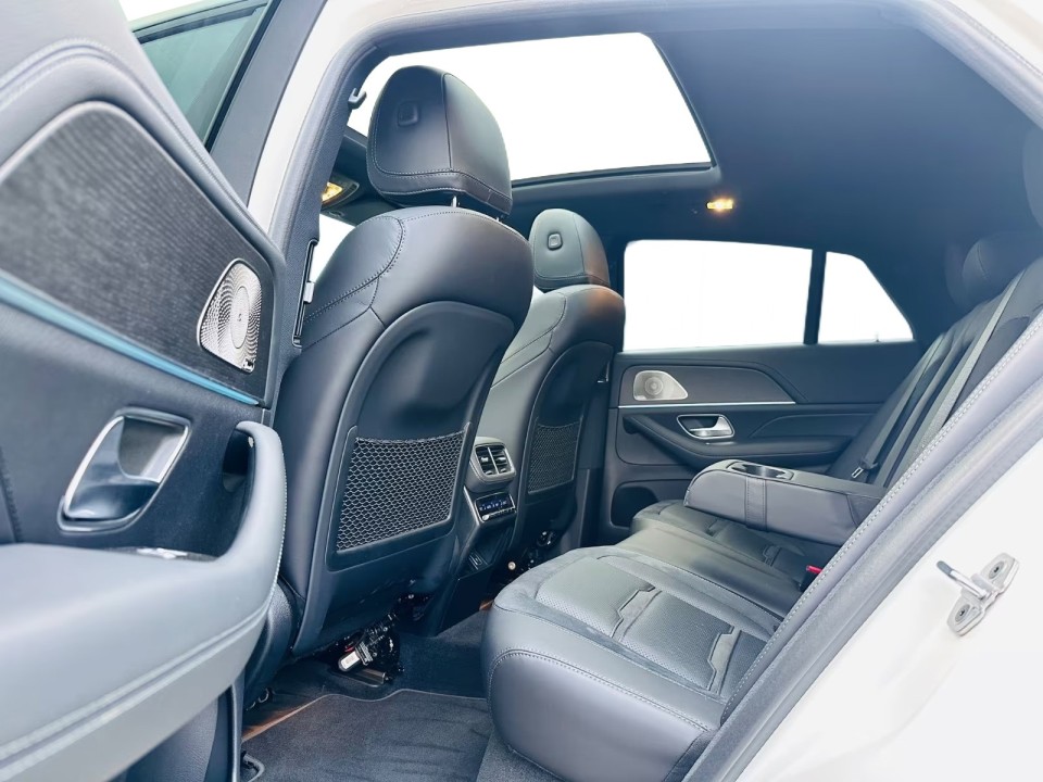 Mercedes-Benz GLE Coupé AMG 53 4MATIC+ - foto 36