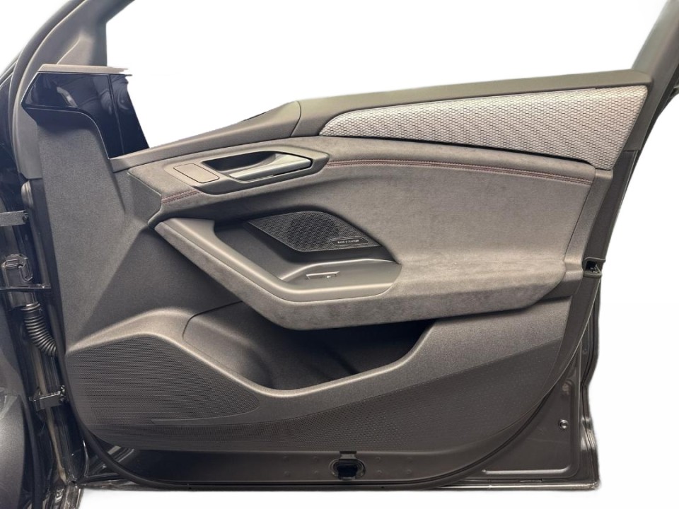 Audi S6 Avant e-tron - foto 11